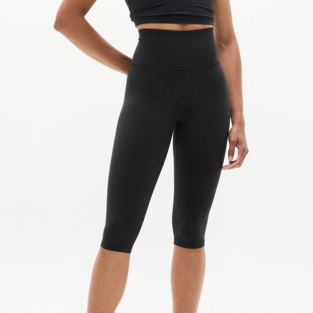 Athleta Ultra High Rise Elation Crop Leggings